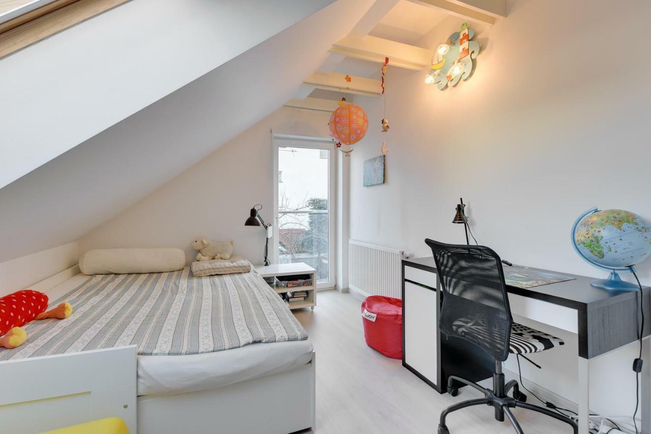 شقة "Over The Rainbow" - Lovely House Close To The Beach غدانسك المظهر الخارجي الصورة